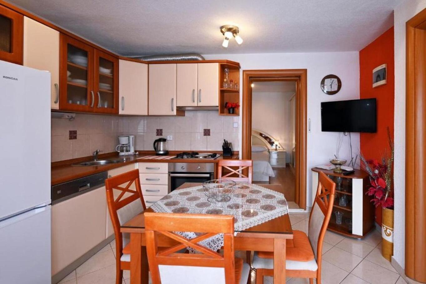 Apartment Mihovilovic Slatine Exterior foto